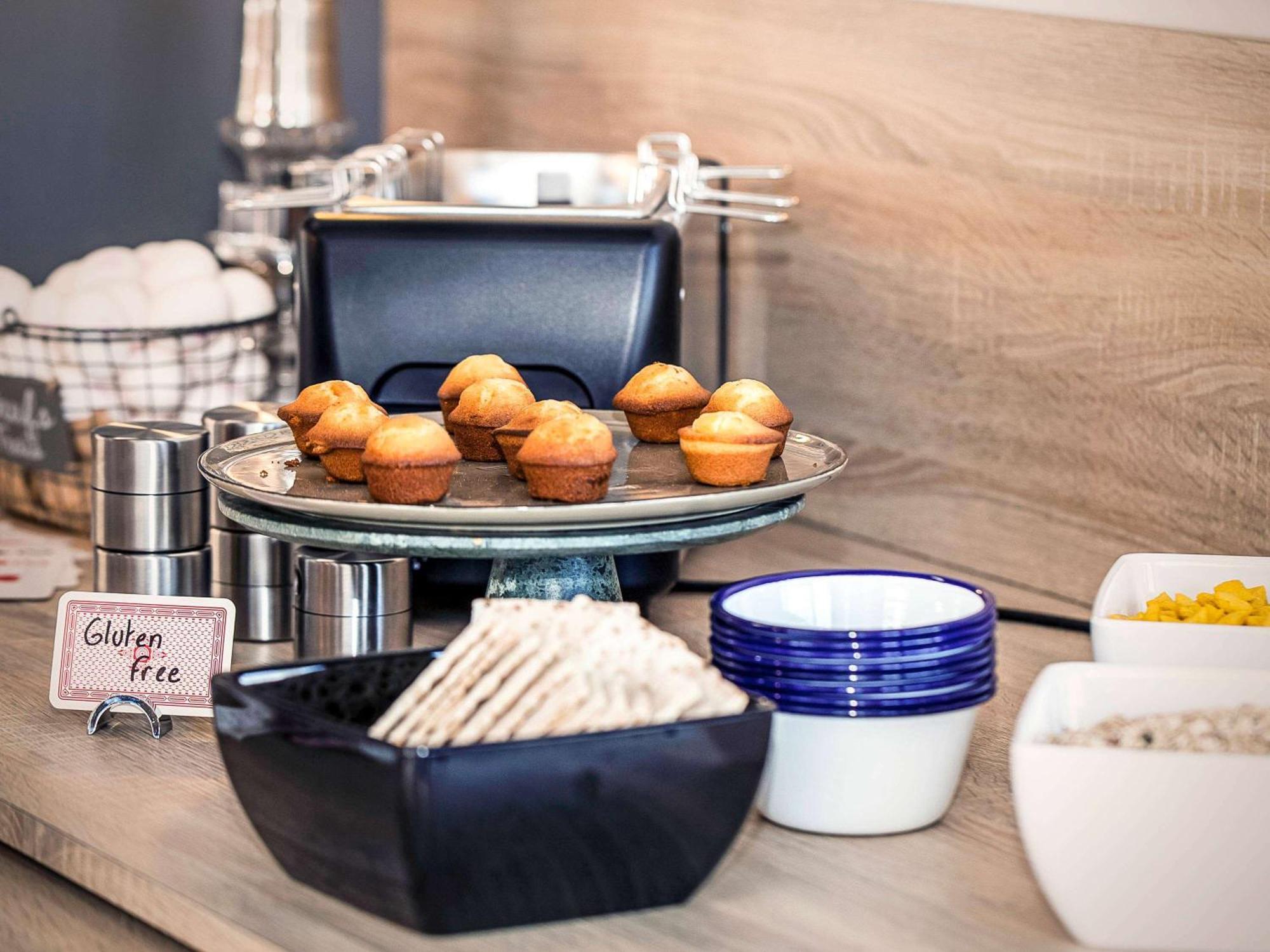 Готель Ibis Styles Geneve Carouge Екстер'єр фото